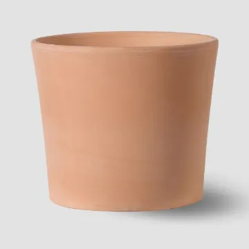 Glineni cilindrični lonec Glineni cilindrični lonec