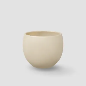 Okrogel keramični lonček Lisa - smetana biserna Okrogel keramični lonček Lisa - smetana biserna