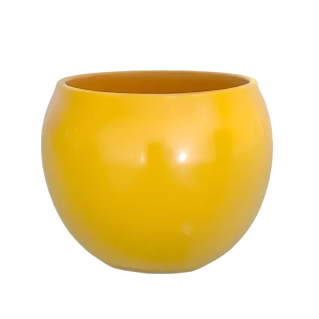 Okrogel keramiečn okrasni cvetlični lonec Lisa v gorčično rumeni barvi retro videza